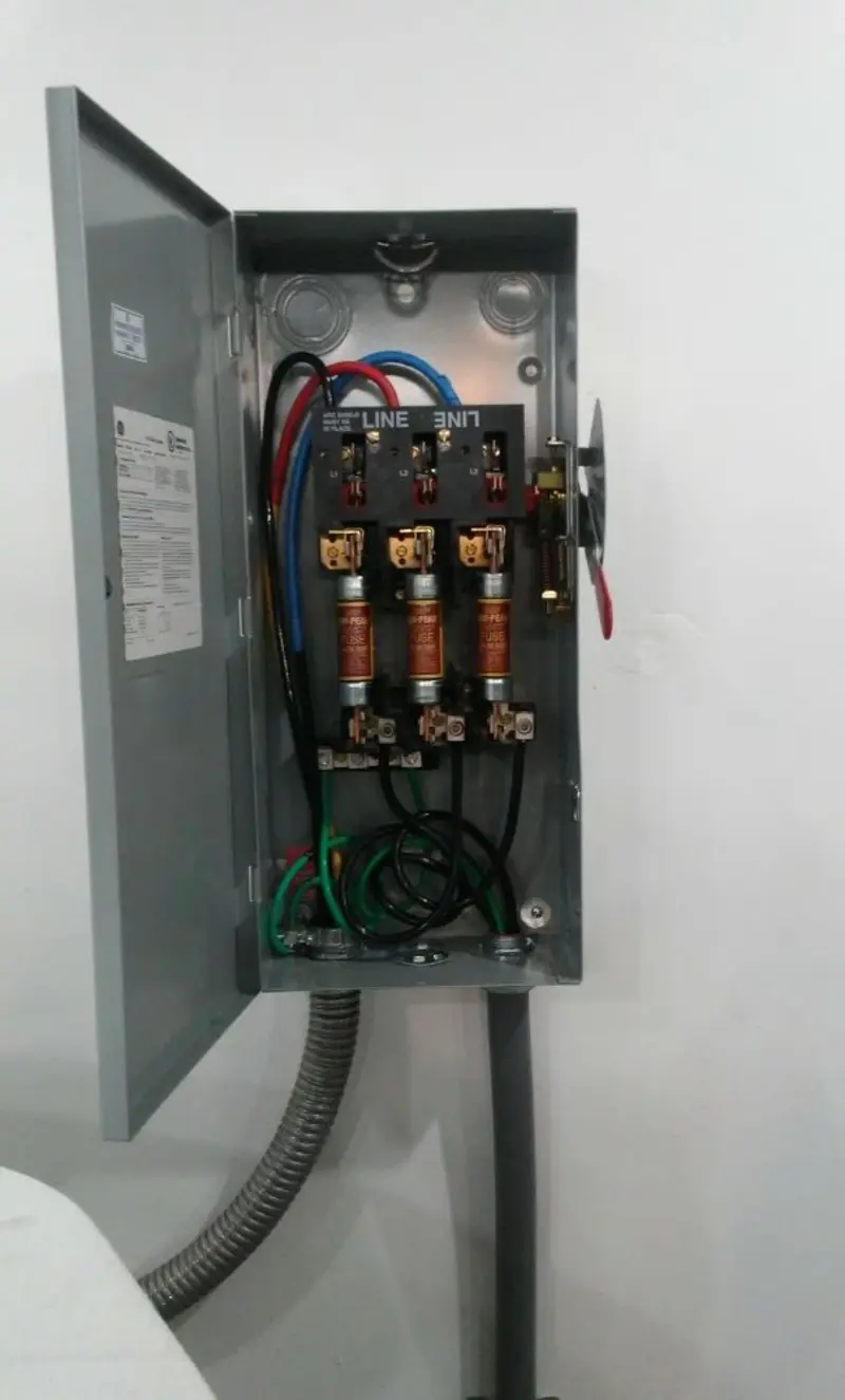 Three-phase disconnect switch installed for Smoke Detector Installation in Whitemarsh Island